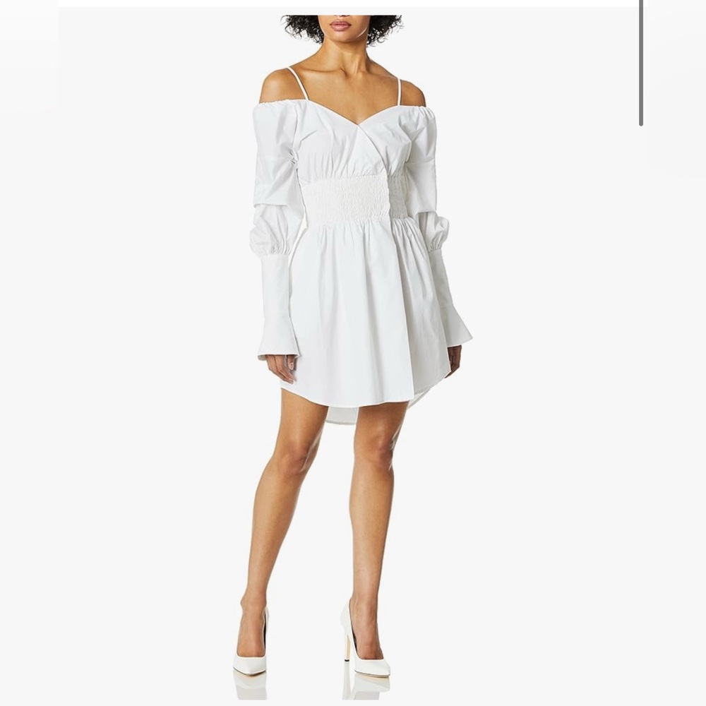Elliatt white dress medium NWT